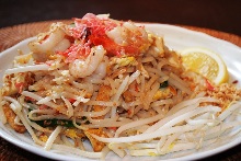 Pad thai