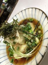 Deep-fried tofu in broth