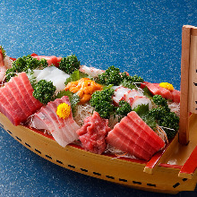 Sashimi boat