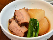 Simmered pork belly