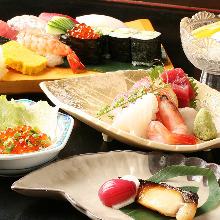 3,240 JPY Set (6 Items) 3,240 JPY Set (6 Items)