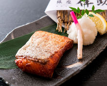 Grilled fatty salmon belly