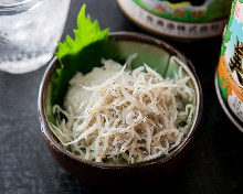 Whitebait with grated daikon