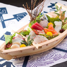 Sashimi boat