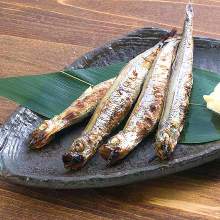 Shishamo smelt with roe