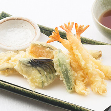 Assorted tempura