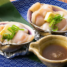 Grilled manila clams with butter