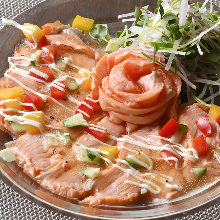 Seared salmon carpaccio