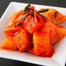 Cubed daikon radish kimchi