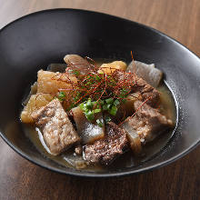 Simmered beef tendon