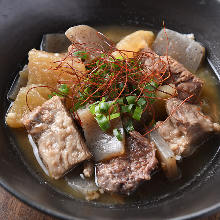 Simmered beef tendon