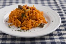 Grated carrot salad