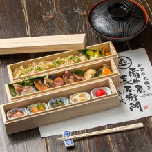 2,200 JPY Course (4 Items) 2,200 JPY Course (4 Items)