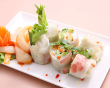 Fresh shrimp and avocado spring roll