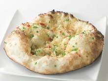 Garlic naan