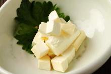 Cream cheese marinated with sake lees