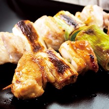 Negima (green onion pieces and chicken)