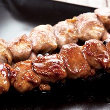 Grilled gizzard skewer