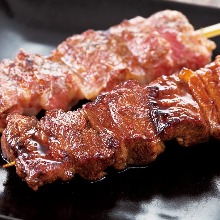 Grilled beef skewer