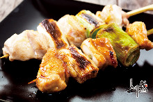 Negima (green onion pieces and chicken)