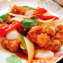 Sweet and sour pork with black vinegar