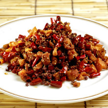 Stir-fried chicken with red pepper