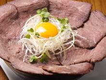 Roast beef rice bowl