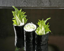 Cucumber sushi rolls