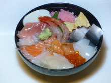 Chirashi sushi