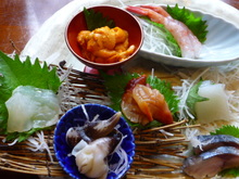 Assorted sashimi