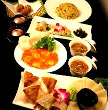 Stir-fried shark fin and seafood