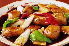 Sweet and sour pork with black vinegar