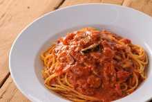 Tomato sauce pasta