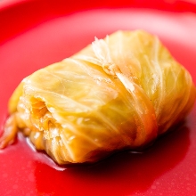 Stuffed cabbage rolls (a type of oden)