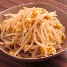 Bean sprouts namul (Korean seasoned bean sprouts)