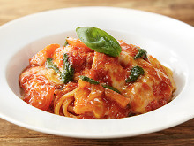 Mozzarella and tomato pasta