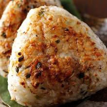 Grilled rice ball