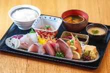 Sashimi set meal