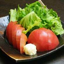 Sliced tomatoes