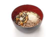 Wild vegetable buckwheat noodles