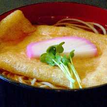 Buckwheat noodles with sweet fried tofu