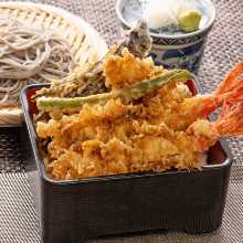 Tempura rice bowl and soba noodles set