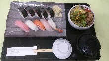 Nigiri sushi lunch set