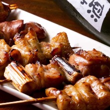 Assorted grilled chicken skewers, 5 kinds