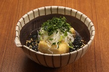 Deep-fried tofu in broth