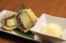 Dango (skewered rice dumplings)