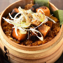 Simmered cubed meat rice bowl