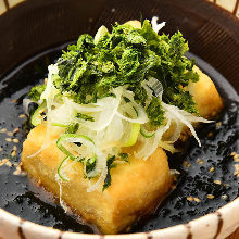 Deep-fried tofu in broth