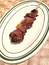 Grilled gizzard skewer