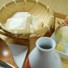 Zaru tofu